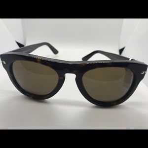 Valentino Havana V701S Wayfarers